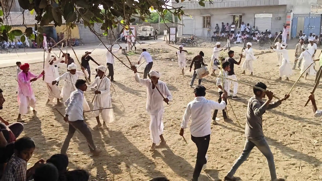 रंपरिक होली गैर डांस - चाटवाड़ा | Marwadi Traditional Gher Dance | HOLI Dance Video | VILLAGE Gair Dance | Rajasthani Ger | Folk Dance
