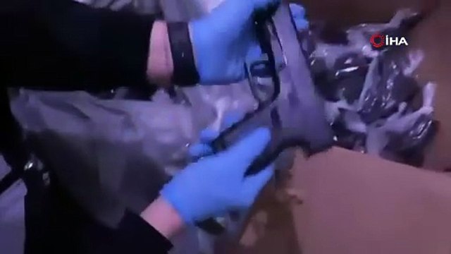 Evinden ve aracından 50 tabanca çıktı!