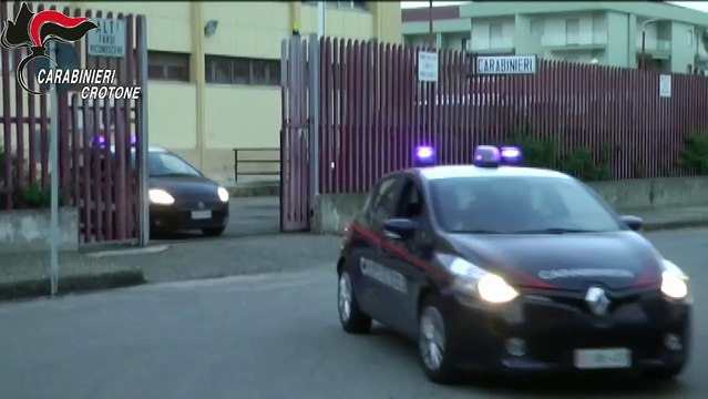 La vittima e il metodo del pesciolino per vincere alle slot: 6 arresti a Cirò Marina per sequestro di persona, rapina ed estorsione