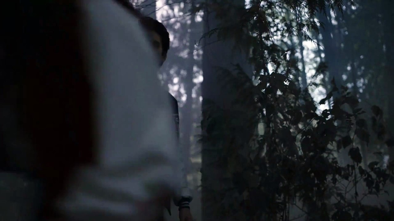 Maddie intenta despertar a simon parte 1