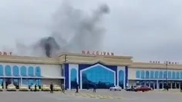Due droni iraniani colpiscono l'aeroporto dell'Azerbaigian