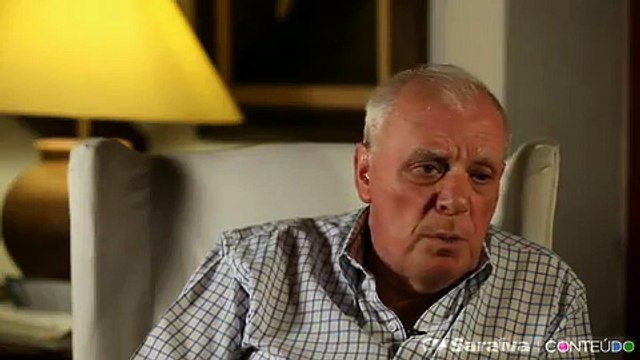 Entrevista com Lobo Antunes