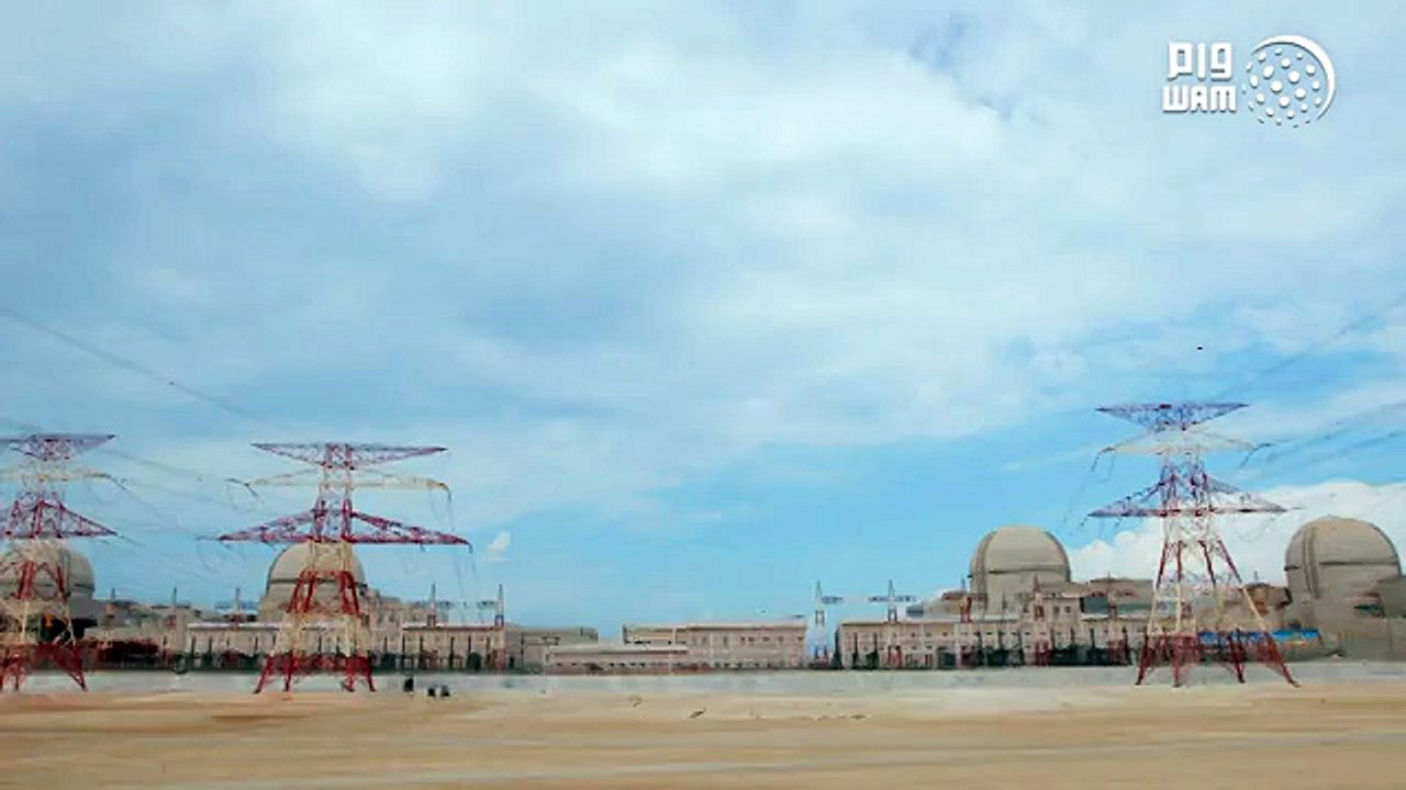 "إنجاز يدعو للفخر" رئيس الإمارات يعلق على تشغيل أول مفاعل نووي في العالم العربي