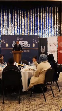 Şanlıurfa Valisi Hasan Şıldak Yetim Çocuklarla Aynı Sofrada Buluştu