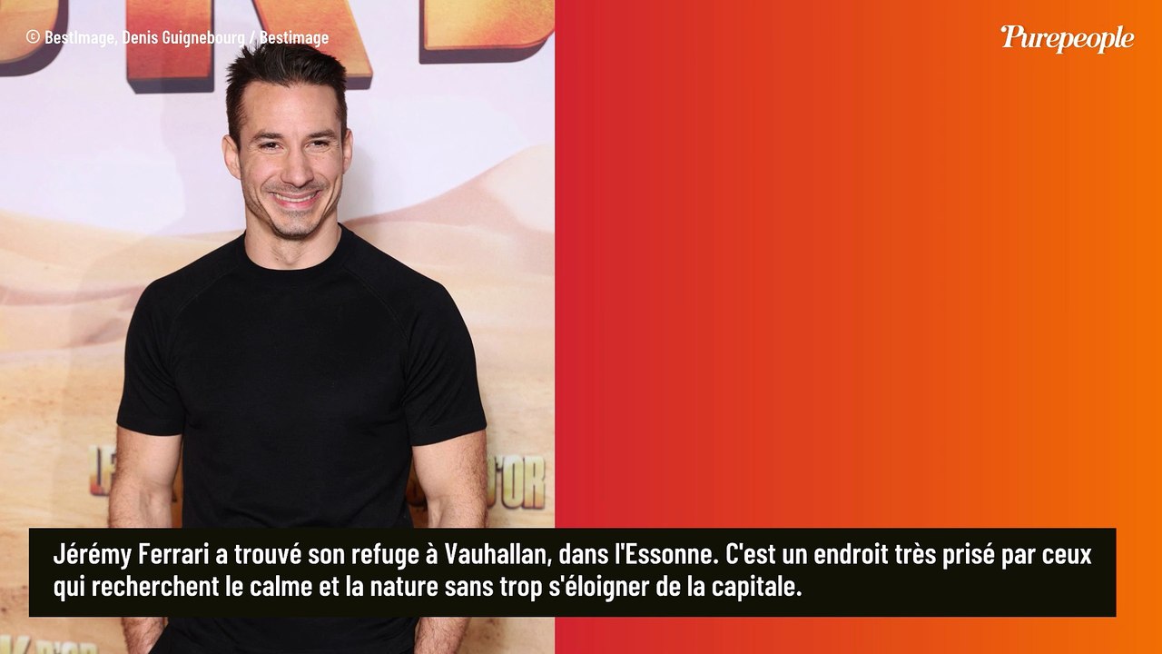 Jérémy Ferrari installé à 20 kilomètres de Paris dans un village de moins de 2000 habitants : son rez-de-chaussée entièrement consacré à sa passion