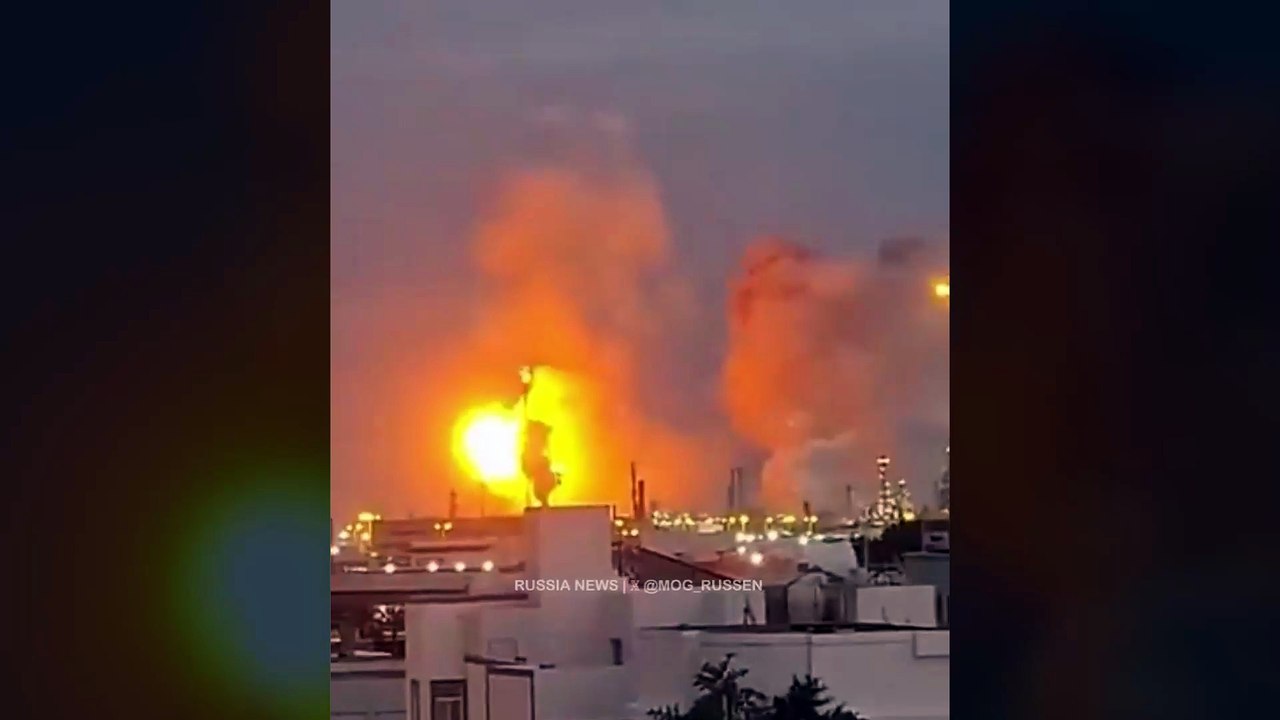 Suudi ve Bahreyn petrolünü işleyen rafineri vuruldu