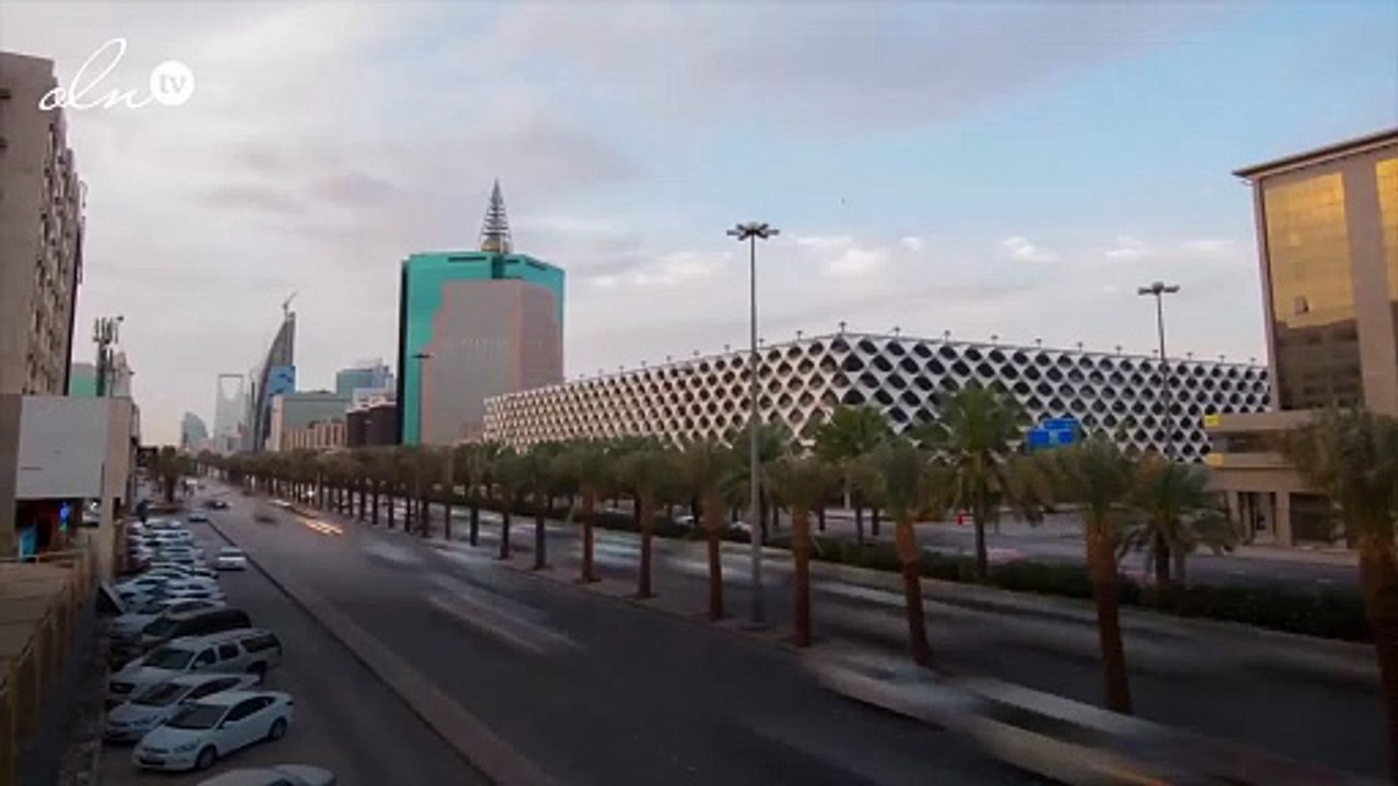 السعودية توقع اتفاقا لإنشاء أكبر مشروع للطاقة الشمسية في العالم
