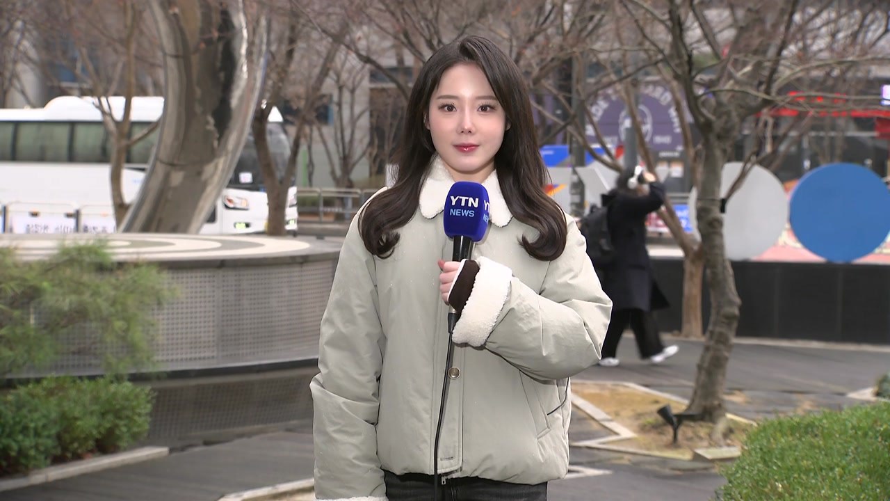 [날씨] 오늘 흐리고 쌀쌀...밤까지 곳곳 산발적 비·눈 / YTN