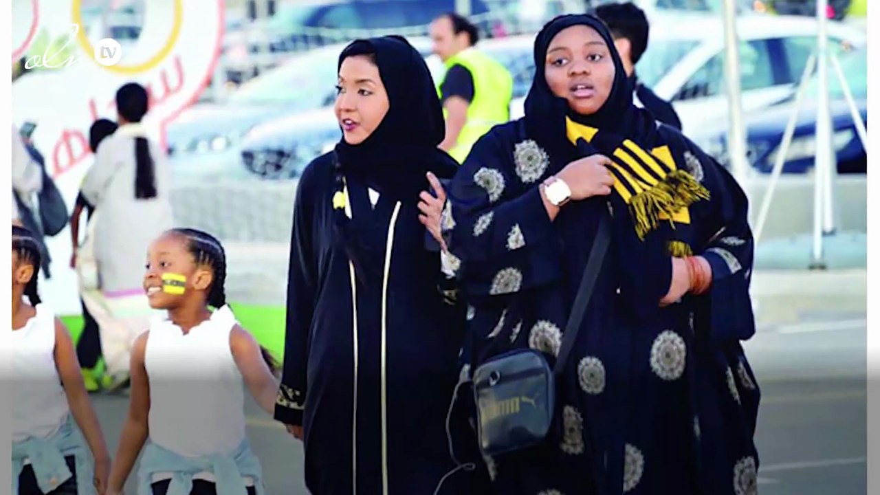 للمرة الأولى .. حضور مشجعات اتحايات لملعب الجوهرة