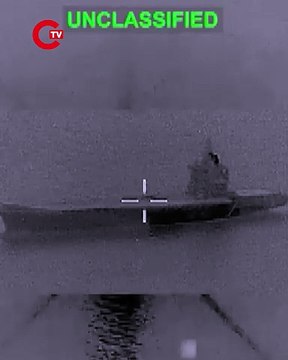 Saldırı görüntüleri yayımlandı... ABD, İran’a ait İHA gemisini vurdu!