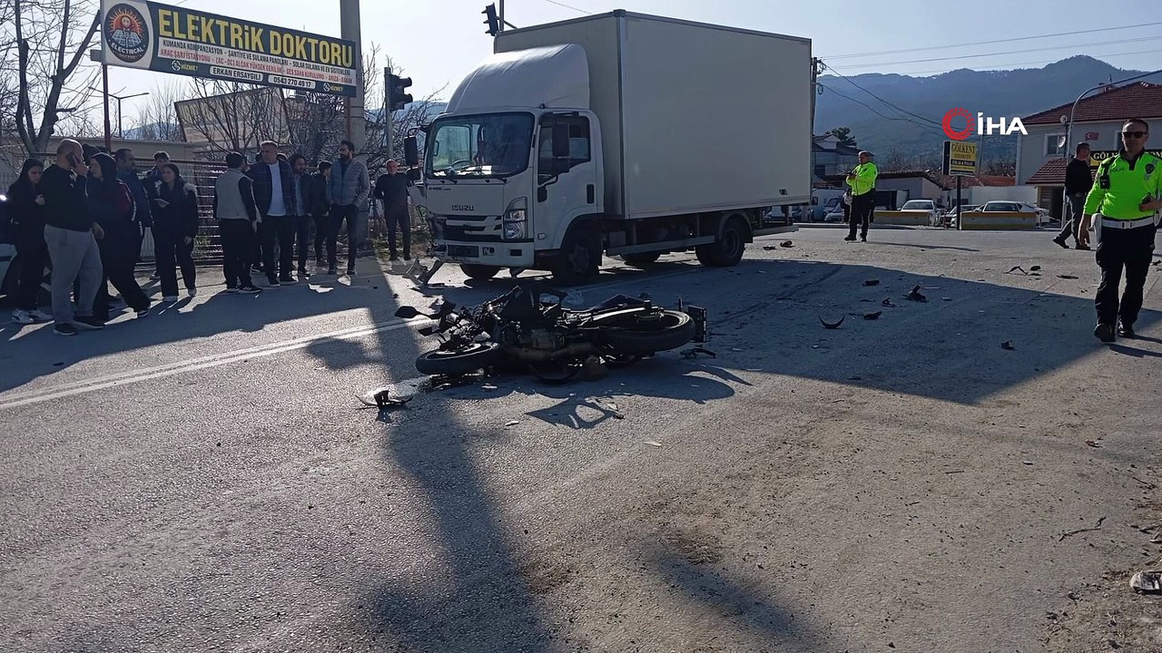 Burdur'da genç sürücünün ölüme gittiği kaza kamerada