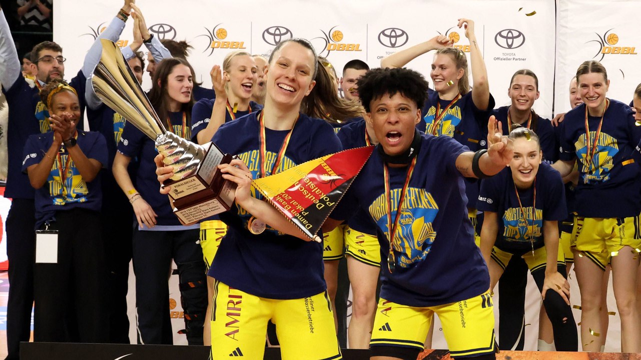 OT-Krimi bei den Frauen: Die Highlights vom ersten Pokal-Sieg von Alba