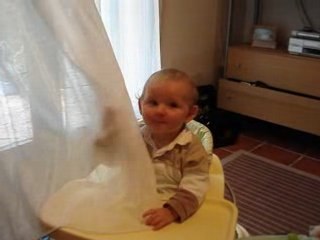 Le 21 mai 2008: Les rideaux de maman sont beaux