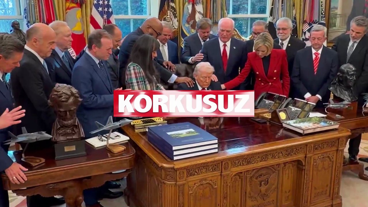 Beyaz Saray'da Trump için dua ettiler