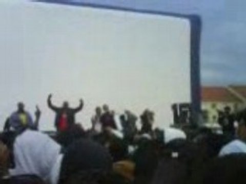 MR KERY JAMES A ROISSY EN BRIE