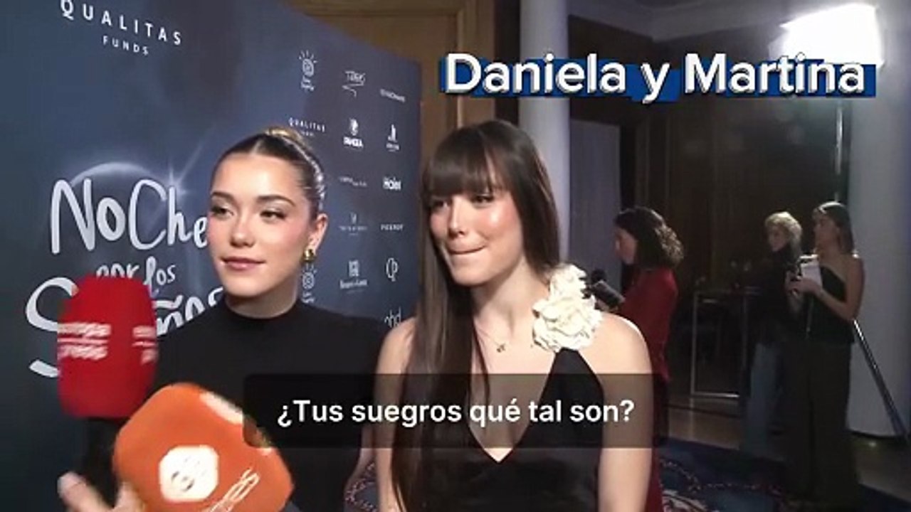 Martina y Daniela confiesan cómo son sus padres, Raquel Meroño y Santi Carbones, como suegros: “Los dos son como colegas, pero con sus normas"