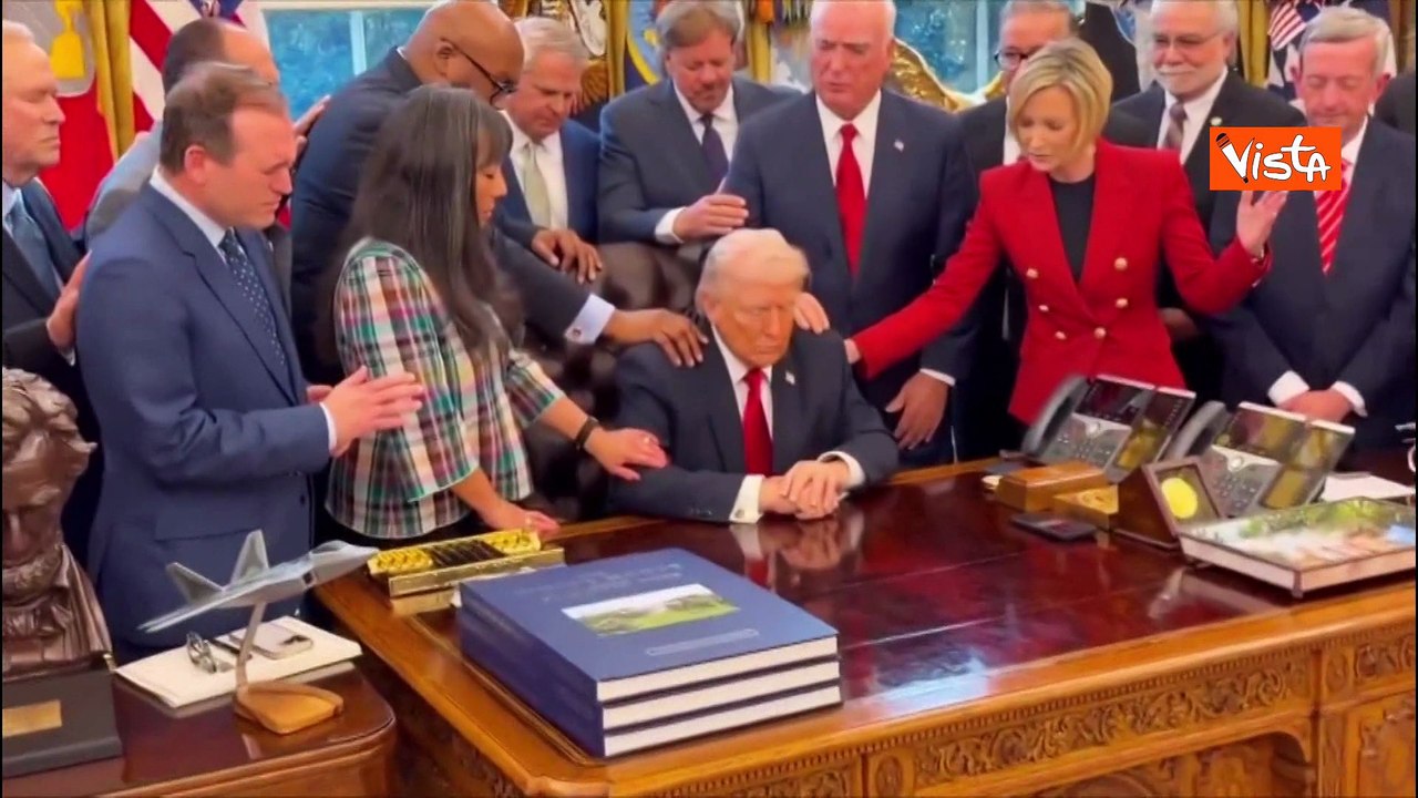 La preghiera dei Pastori evangelici con Trump alla Casa Bianca per il successo nella guerra in Iran