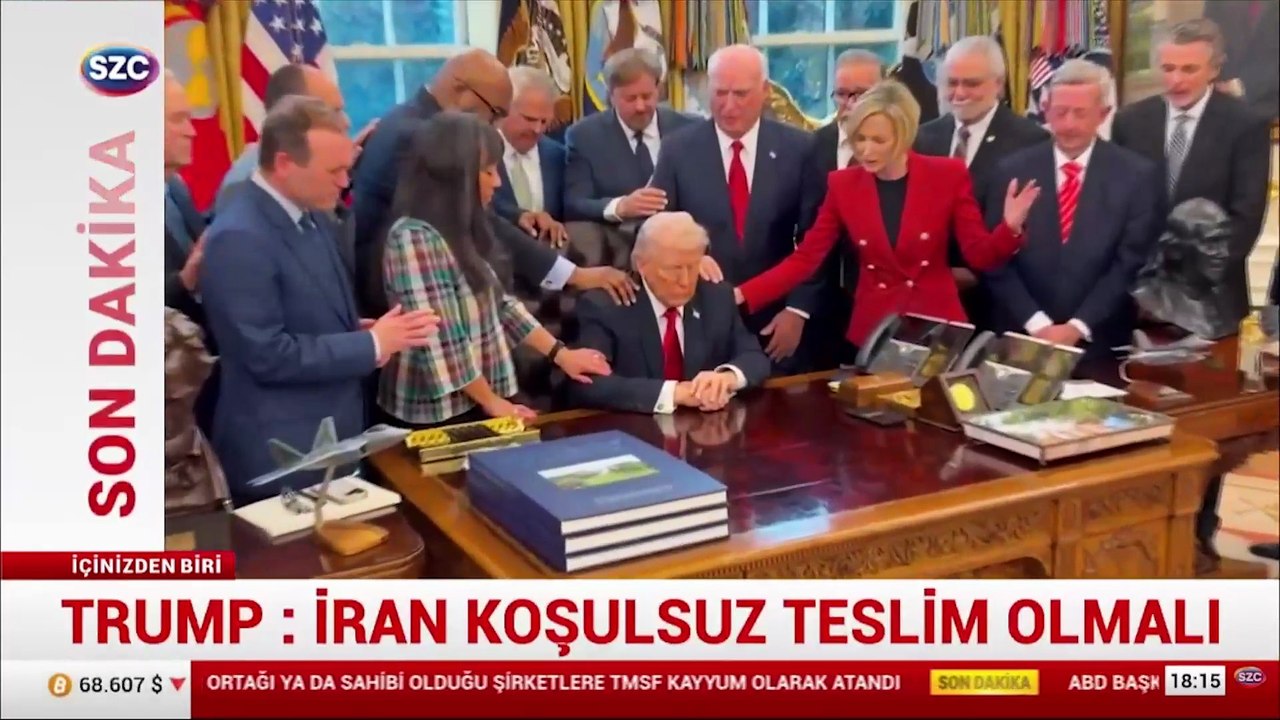 Trump'a dokunup dua ettiler