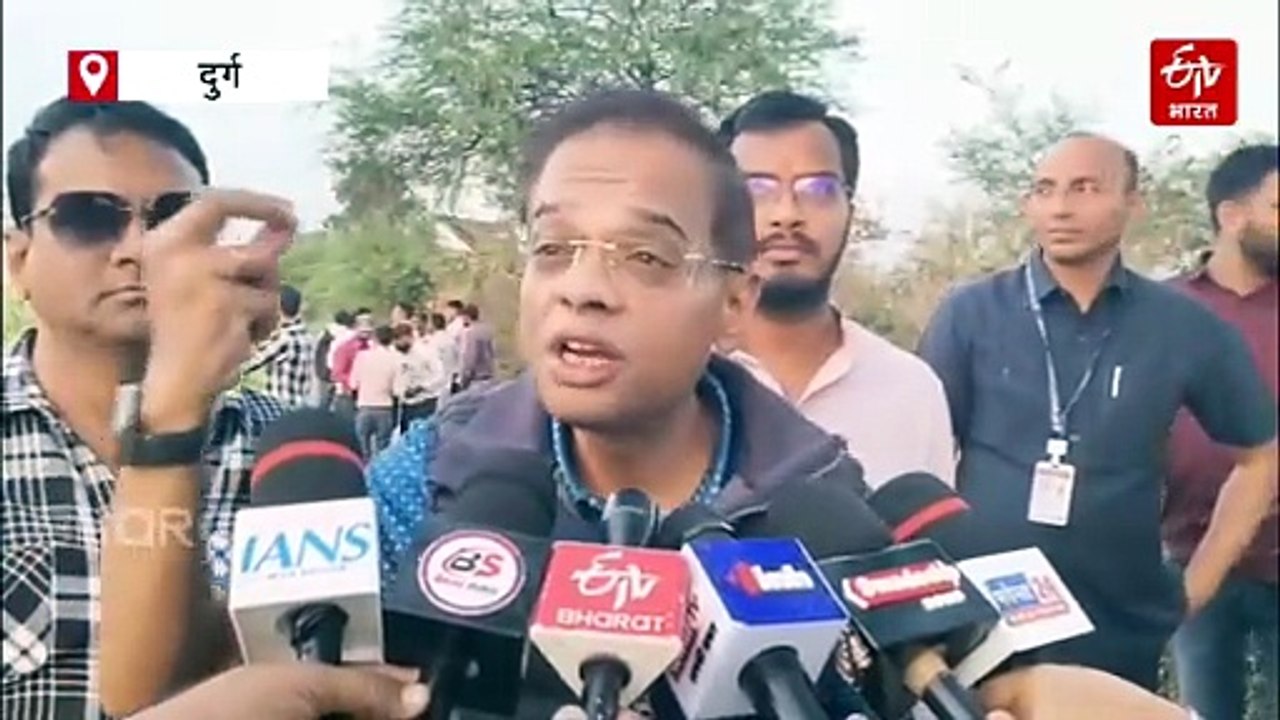 दुर्ग में अफीम की अवैध खेती, बीजेपी नेता सस्पेंड, भूपेश बोले- विधानसभा में उठेगा मुद्दा, अमित जोगी ने भी साधा निशाना