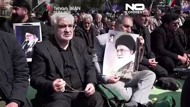 Ιράν: Πιστοί στην Τεχεράνη διαδηλώνουν μετά την προσευχή της Παρασκευής