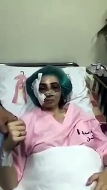 سوري يتقدم لخطبة حبيبته وهي على فراش المرض .. فيديو
