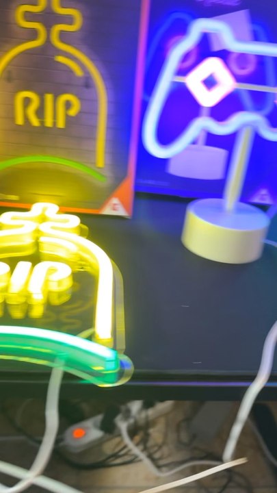USB et piles forme LED