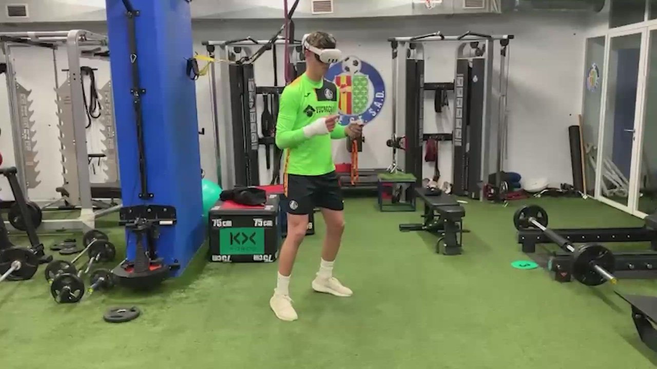 Así entrenan los jugadores con las gafas de realidad virtual