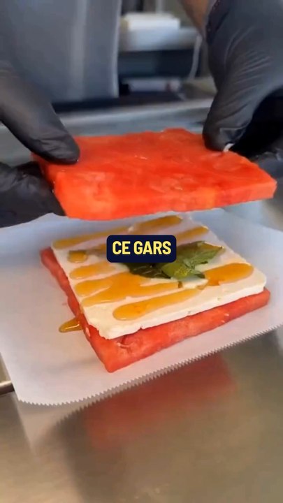 Si tu en as marre de dépendre de ton réseau, de la prospection ou de la chance pour trouver tes clients.Tu peux télécharger notre système d’acquisition offert sur unicoland.fr