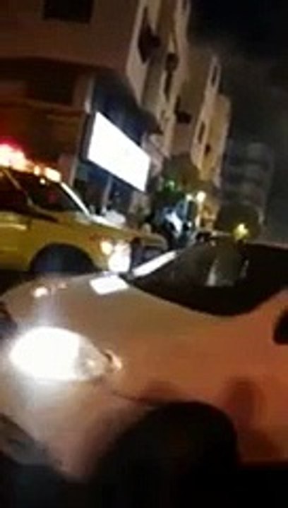بالفيديو: سعودية تلقي بنفسها وبأطفالها من شرفة المنزل؟