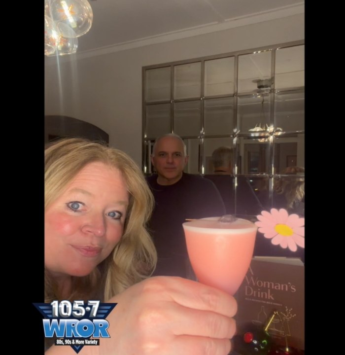Bottom's Up: The Pink Lady