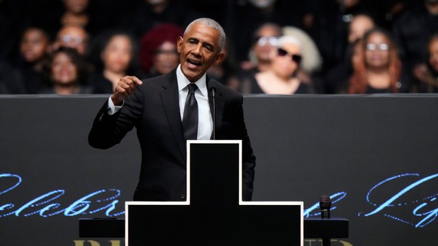 Vivimos en una época en la que puede ser difícil tener esperanza , critica Obama a Trump durante el elogio fúnebre de Jackson