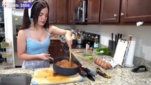 Cocinando arroz tapado de peru y doblando ropa p2