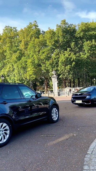 BEATRICE & EUGENIE BREAK DOWN! Princess Eugenie PANICS After Prince William’s SHOCK Exposure