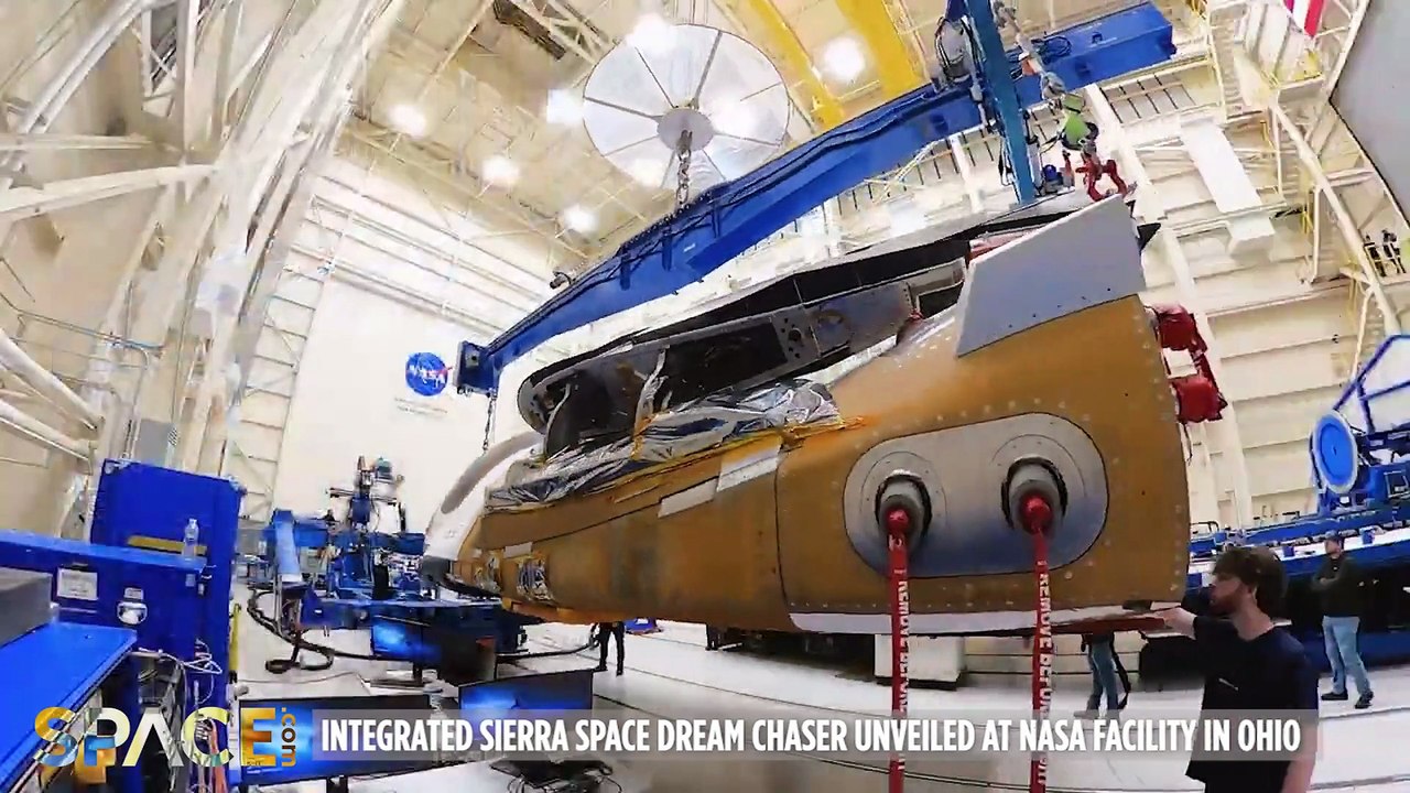 Integrated Sierra Space Dream Chaser Space Plane Unveiled At NASA Facility