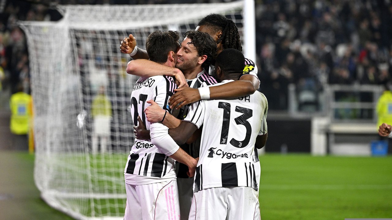 Juventus v Pisa