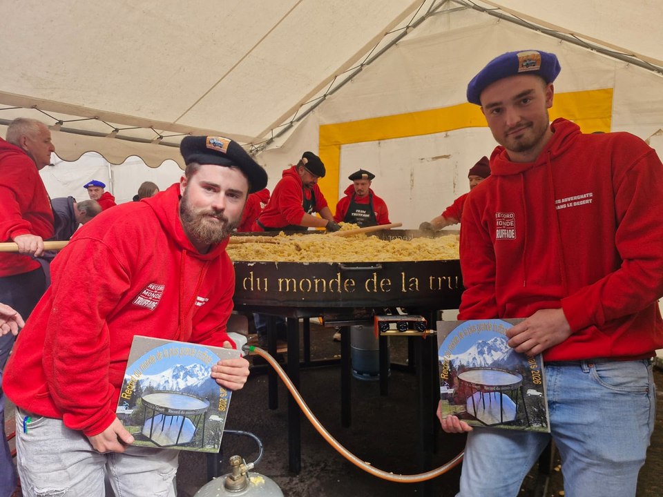 Ils battent le record du monde de la plus grosse truffade du monde en Auvergne