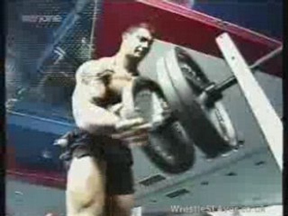 WWE - Batista in the Weight Room