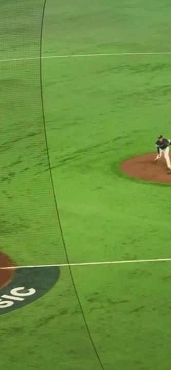 Japanese fans at the Tokyo Dome chant loudly for Seiya Suzuki