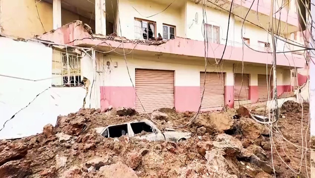 Israel warns Lebanon of 'heavy price' amid bombardment