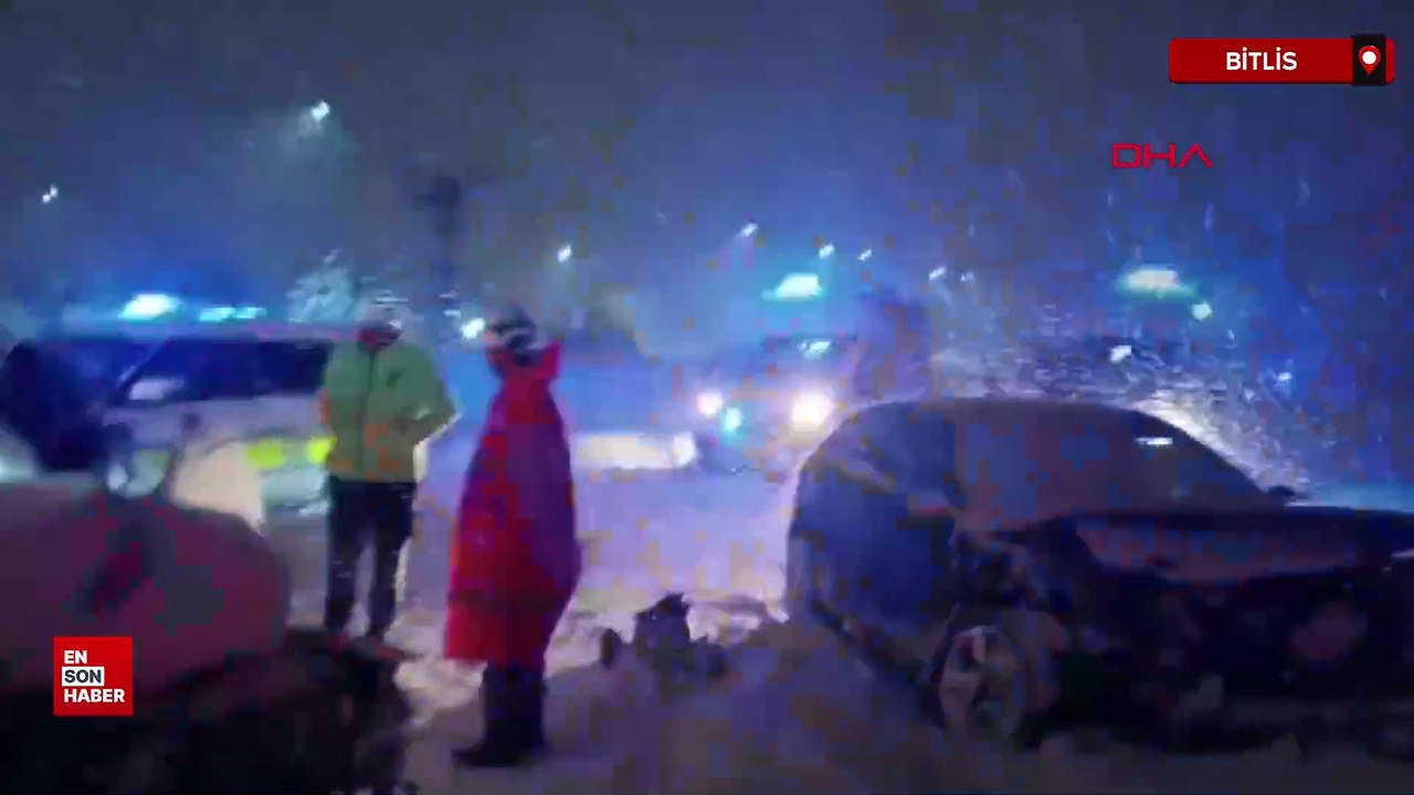 Bitlis-Güroymak kara yolundaki kazada yaralılar hastaneye kaldırıldı