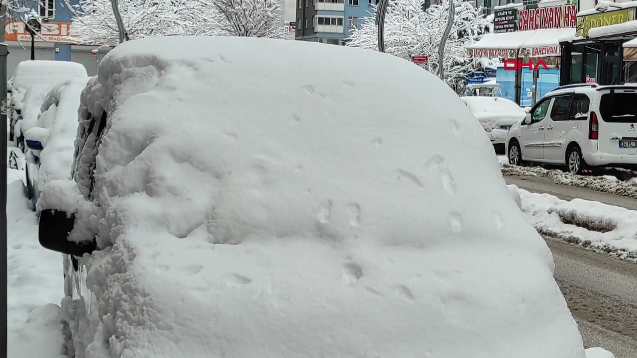 Van'da 216 mahalle ve mezra yolu ulaşıma kapandı