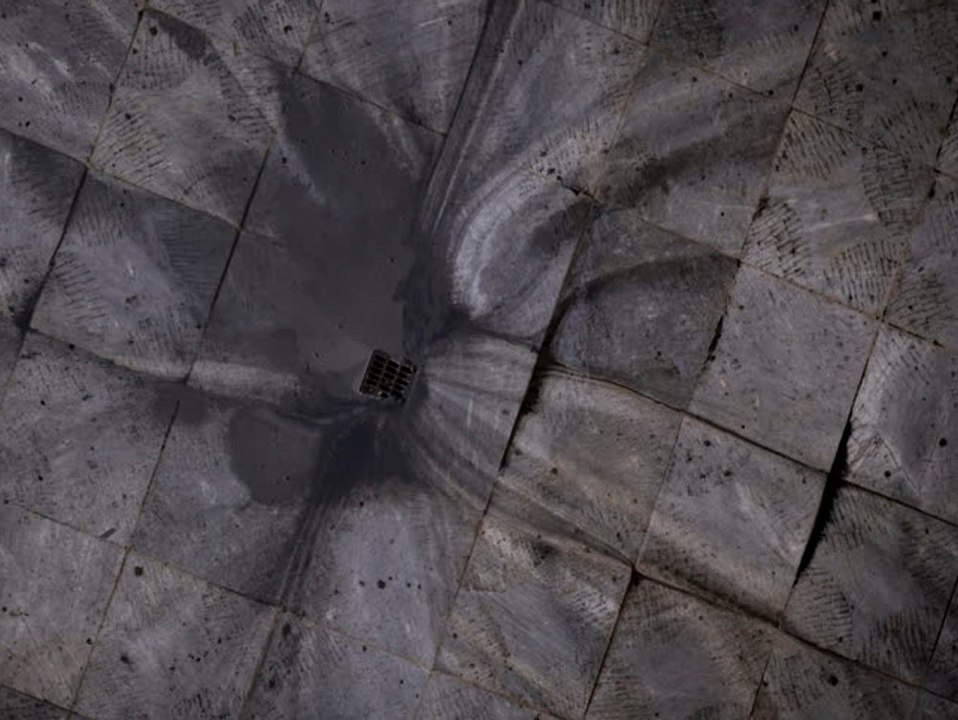 Schwarzer Regen hüllt Teheran in Öl