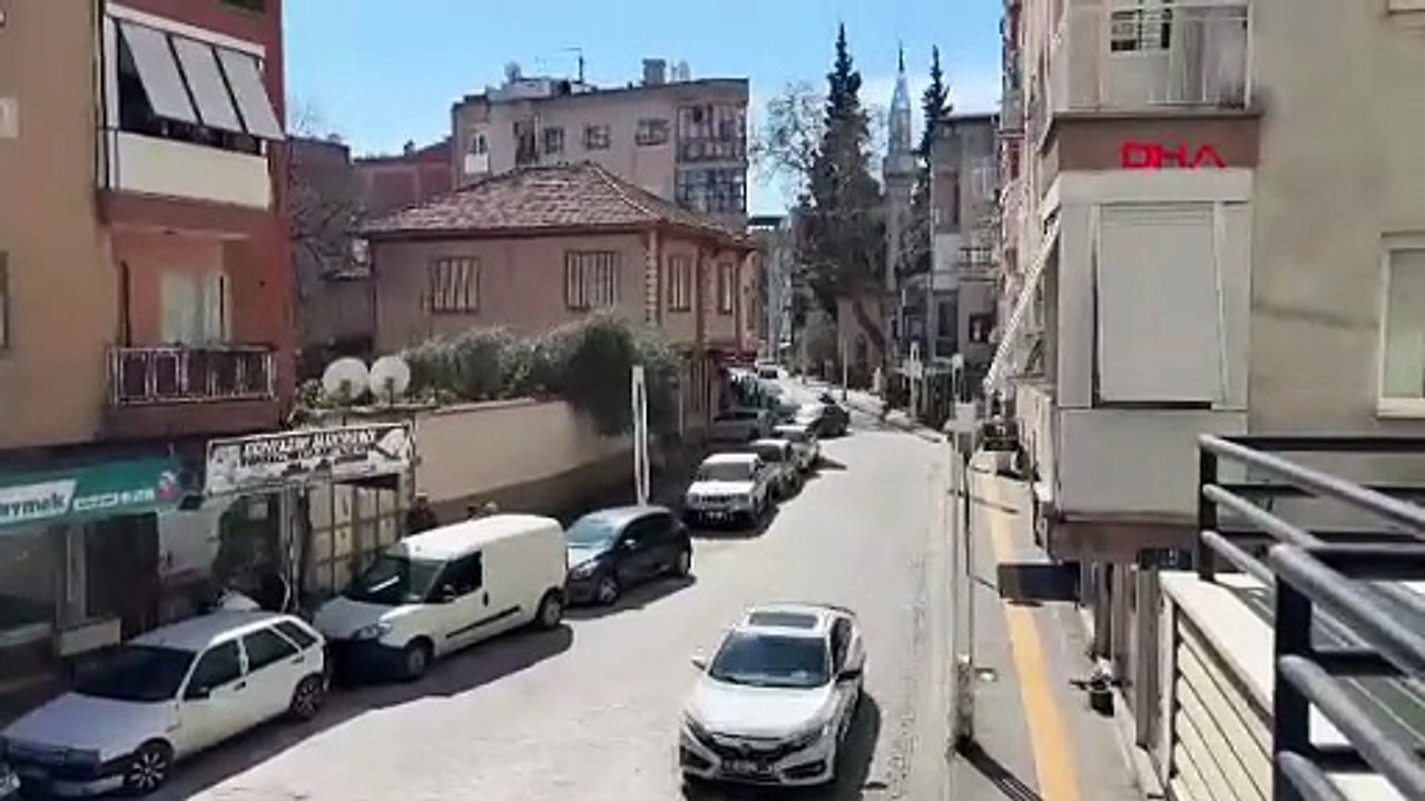 Manisa'da korkutan deprem! Turgutlu'dan ilk görüntüler geldi
