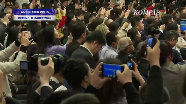 Menlu China Wang Yi Buka Suara! Serukan Penghentian Operasi Militer di Timur Tengah