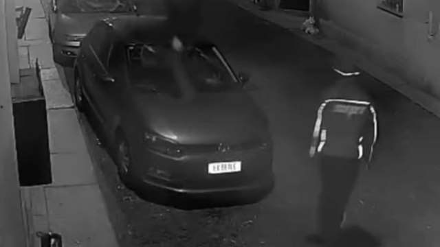 Vigevano, il responsabile degli atti vandalici ripreso dalle telecamere