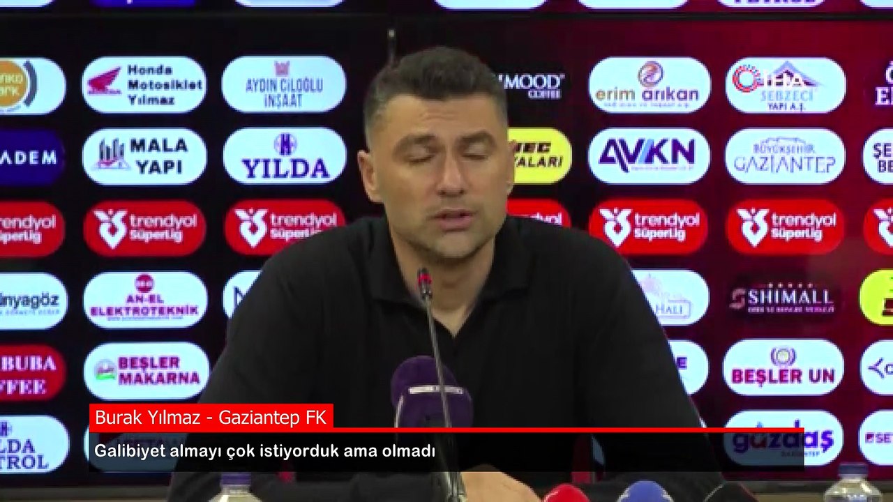 Burak Yılmaz: Her sene kümede kalmaya oynayan takım, bu sene rahat bir lig geçiyor