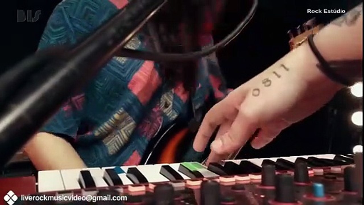 Far from Alaska - Pizza - Ao vivo @ Rock Estúdio