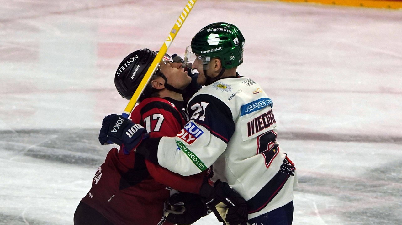 Traumangriff entscheidet: Eisbären ringen Haie nieder