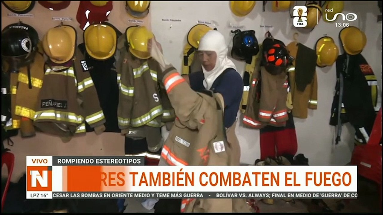 MUJER BOMBERO