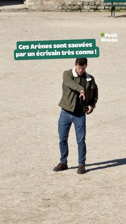 🏛️⚔️ Au cœur de Paris, un ancien amphithéâtre romain… devenu terrain de foot.©️ Crédit : @petitmauda🎁 Tous nos bons plans à retrouver en bio ! ❤️‍🔥👉🏻 Abonne-toi au Petit Mauda pour plus d’inspiration ! 🌳